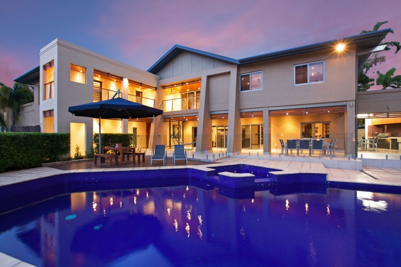 Modern mansion for sale in Darwin's premier suburb
