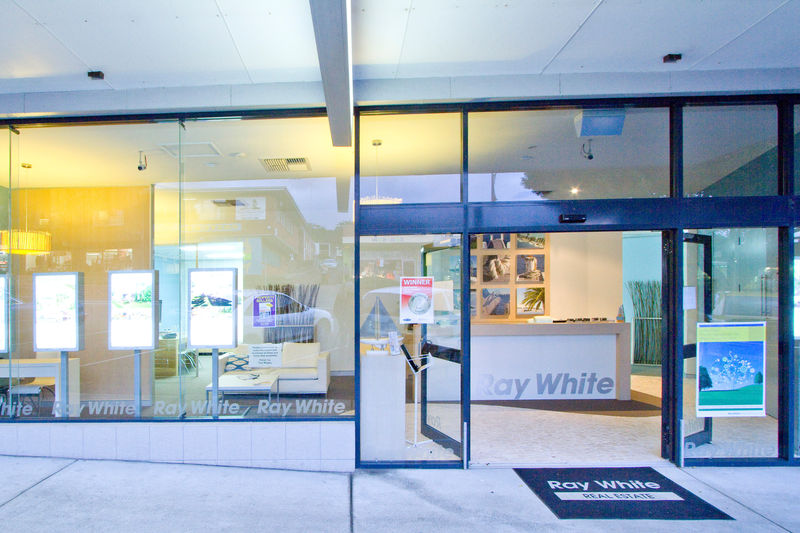010 - Open2view ID185478 - 21 The Boulevarde_Toronto