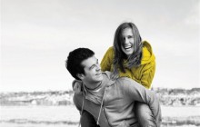 laughing-man-woman-yellow